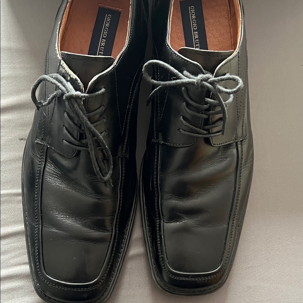 Giorgio Brutini Classic Black Oxfords